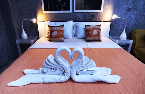 Chalong Hotel | Phuket Paradiso Hotel