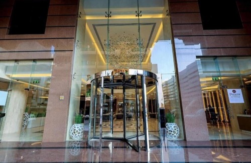 Al Muraqqabat Apartment | Premier King Room Near By Al Dana Centre