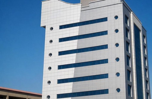Old Dubai Apartment | Premium Hostel Sharing Near Burjuman Metro Great Location