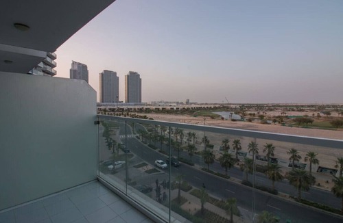 Dubai Apartment | Premium Studio with Beautiful Golf Course View