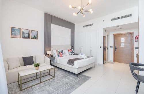 Dubai Apartment | Prime Studio that Sleeps 2 in Jebel Ali
