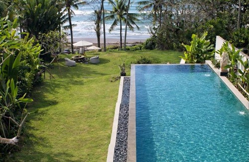 Cemagi Villa | Private beach Oceanfront 3bd Villa
