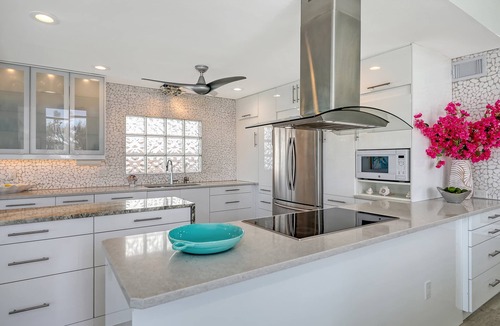 Nokomis House | Private beachfront estate on Casey Key by LUXVP