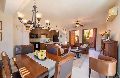 Nopolo House | Private casa BBQ | Bikes Garage for golf cart 2 Bed 2 Bath