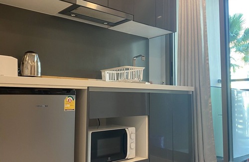 South Pattaya Condo | Quiet 1-bedroom condo in a tropical resort