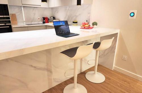 The Greens Apartment | quiet green 1 bedroom for your rest