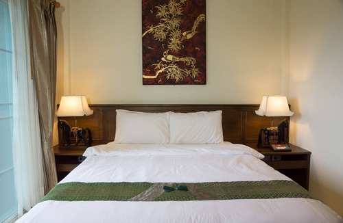 Mae Chan Hotel | Rai Kaset Phu Praewa