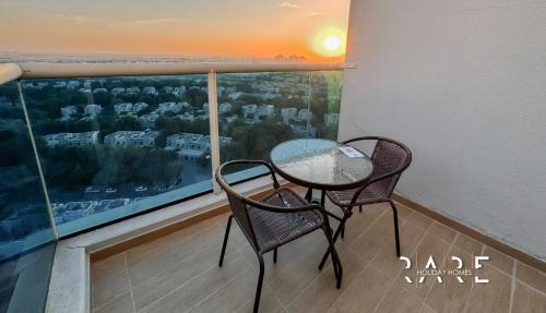 Dubai Sports City Apartment | Rare Holiday Homes - Dubai Sports City - Elite Residence - R1303
