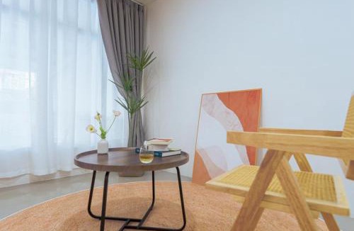 Ratchadaphisek Villa | Ratchada Retreat Bespoke Urban Villa 3