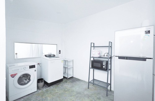 Ratchadaphisek Villa | Ratchada Retreat Boutique Villa 1/Jodd Fair/RCA/Sukhumvit/Downtown/MRT