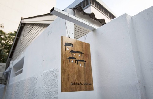 Ratchadaphisek House | Ratchada Retreat - Boutique homestay/MRT/Train Night Market