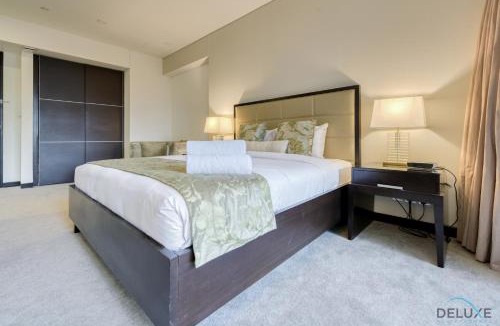 Dubai Marina Apartment | Regal Studio at The Address Residences Dubai Marina by Deluxe Holiday Homes