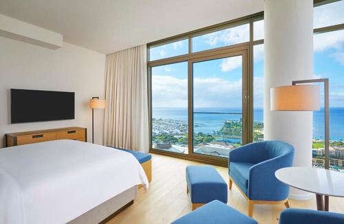 Ala Moana Hotel | Renaissance Honolulu Hotel & Spa