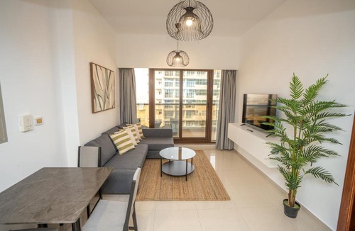 Dubai Sports City Apartment | Residences at Elite Sports City