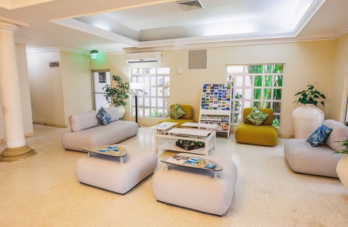 Marine Gardens Hotel | Rockley Beach Two Double Suite Breakfast & Pool