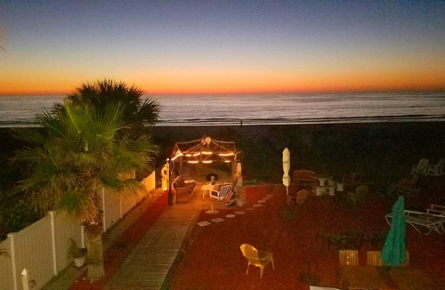 Indian Shores Cottage | Romantic Beachfront getaway