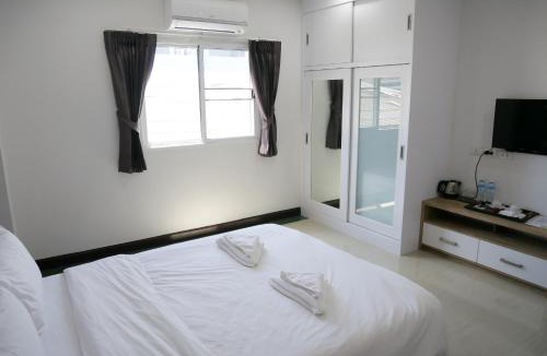 Yan Nawa Apartment | Room58