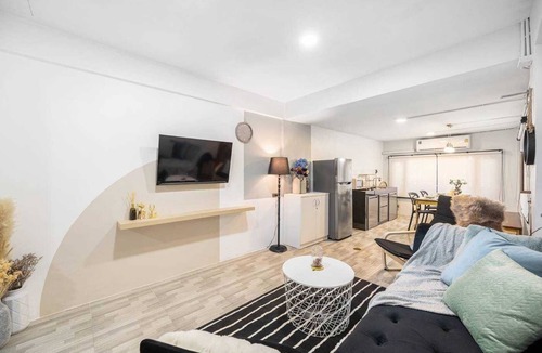 Din Daeng House | Roombix CityHouse -CozyHouse Chatuchak For 12 ppl - RB2