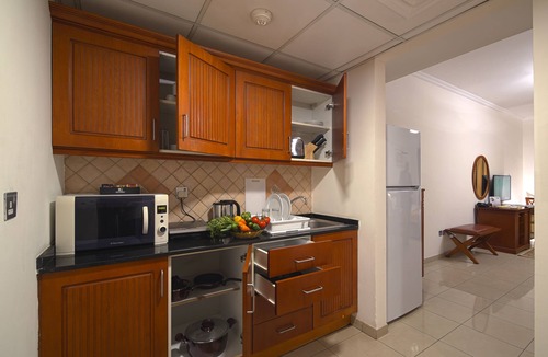 Al Mankhool Apartment | Rose Garden Hotel Apartments - Bur Dubai