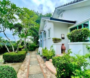 Huai Yai Resort | Rosie Garden & Home