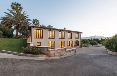 Alcudia Villa | Rustic villa with pool
