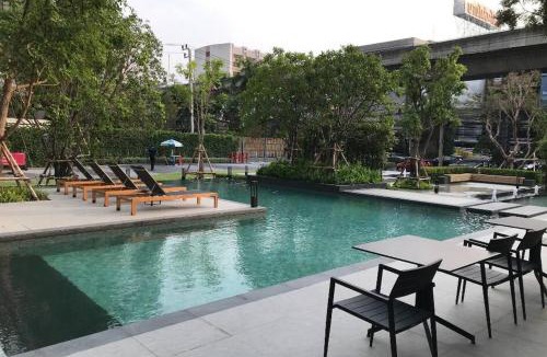 Phra Khanong Apartment | S87 新房Ramada Sukhumvit BTS 1bed Gym swimming Wifi