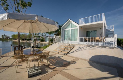 Sai Noi Hotel | Saksiam Valley