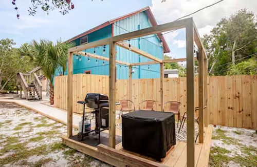 Roseland Apartment | Sandy Pines Perch Indian River Base Camp