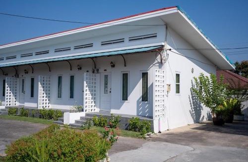 Noen Phra Hotel | Sanipa Resort Rayong
