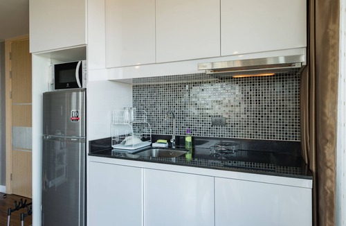 Tha Thaewawong Apartment | Sea Breeze Apartment@Sriracha Chonburi