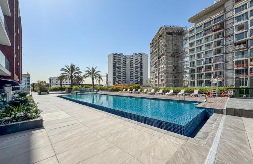 Al Barsha Apartment | Serene 1BR APT with Gym & Pool