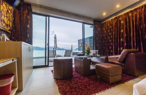 Patong Resort | (SHA+)Deluxe Jacuzzi Suite (A)