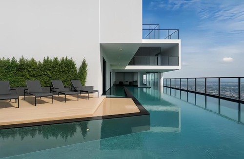 Huai Khwang Apartment | Siamese Residence Rama 9 Bangkok