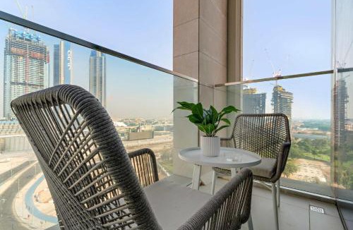 Al Safa Apartment | Silkhaus Charming 1BDR in Canal Front Tower