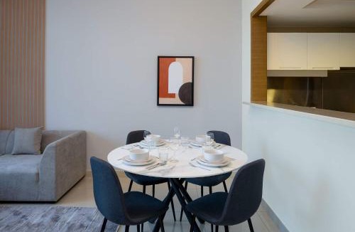 Downtown Dubai Apartment | Silkhaus spacious 1 BDR near Burj Khalifa in Downtown