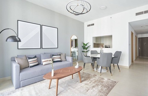 Za'abeel 2 Apartment | Silkhaus Stylish 2 BDR | Pool and Gym | Downtown