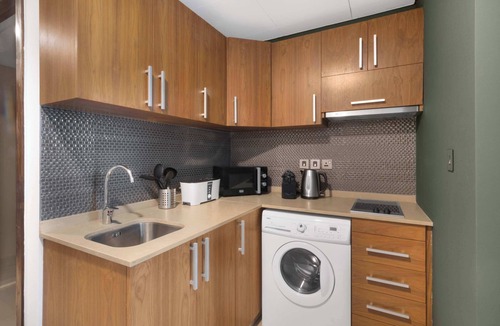 Bur Dubai Apartment | Silkhaus Stylish Studio | Burj Daman | Prime Tower