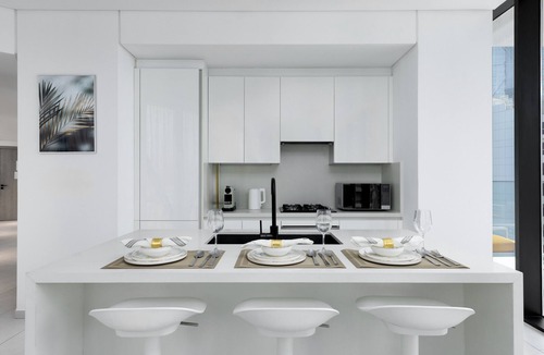 Downtown Dubai Apartment | Sky-High Panoramic Apt w/Iconic Burj Khalifa Vws