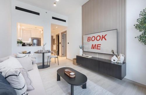 Jumeirah Village Circle Apartment | Skyline Retreat at Binghatti in JVC