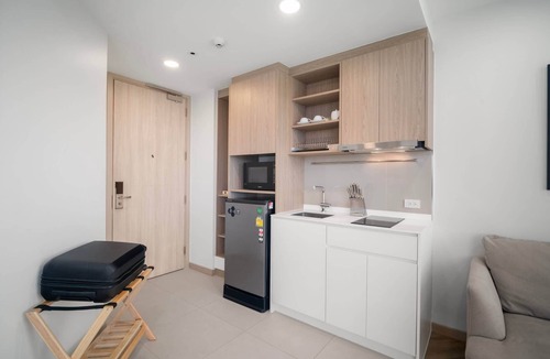 Laguna Condo | Skypark Aurora, One Bedroom 1D Premium