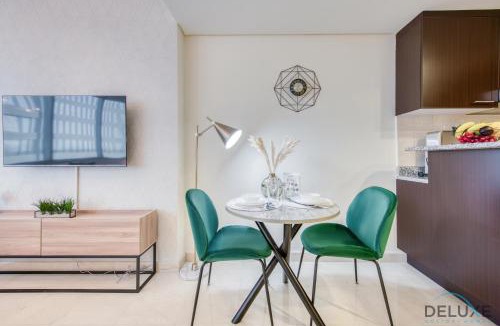 Bur Dubai Apartment | Sleek Studio at Sky Gardens DIFC by Deluxe Holiday Homes
