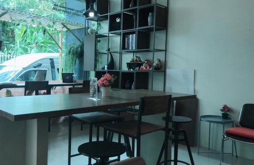 Thanon Phaya Thai Hotel | Sleep cafe hidee247