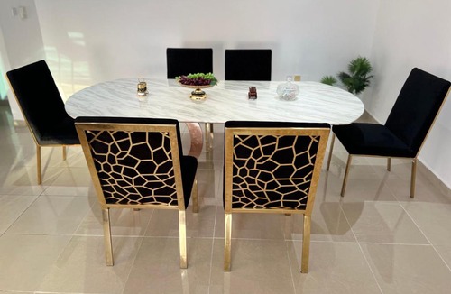 Ajman House | Small Room shared bath with beach access for single person or short stay couplesغرفة صغيرة مع حمام مشترك مع إمكانية الوصول إلى الشاطئ لشخص واحد أو للأزواج الذين يقيمون لفترة قصيرة