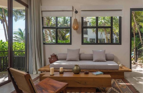 Soliman Bay Hotel | Soliman Bay Oasis Beachfront Villa + Plunge Pool