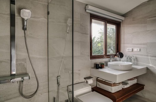 Ban Thalane Villa | Sontaya - Lakeside Studio Villa