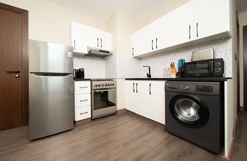 Jadaf Apartment | Spacious 2 Bed in Binghatti Gateway
