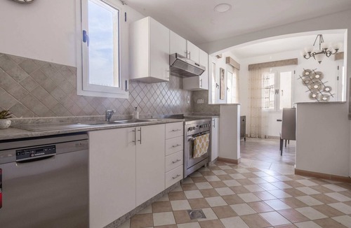Dubai Festival City Apartment | Spacious 2BR with Maid's room in Festival City!