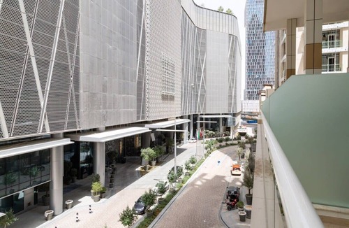 Downtown Dubai Apartment | Spacious 3BR Loft in Downtown Dubai