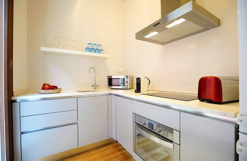 La Llotja-Born Apartment | Spacious Apartment in Palma Old Town, Fully Equipped, Wifi, AC, Central , Bright