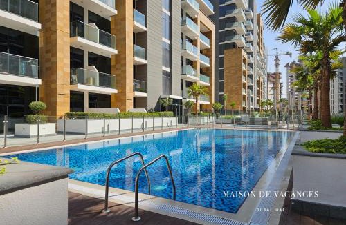 Nad Al Sheba Apartment | Spacious Corner 1 Bedroom 10mins from Dubai Mall